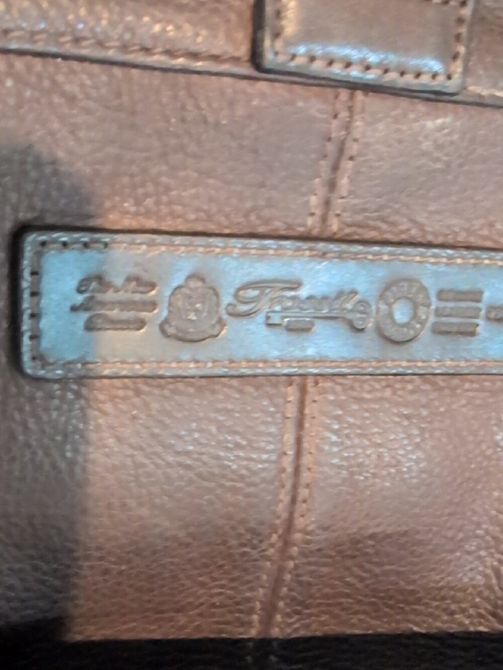 Vintage 1945 Fossil Brown Pebbled Leather Crossbody With A 1945 Brass Key - Picture 6 of 13